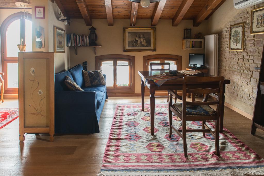 Villa Fratta San Zenone Стая снимка